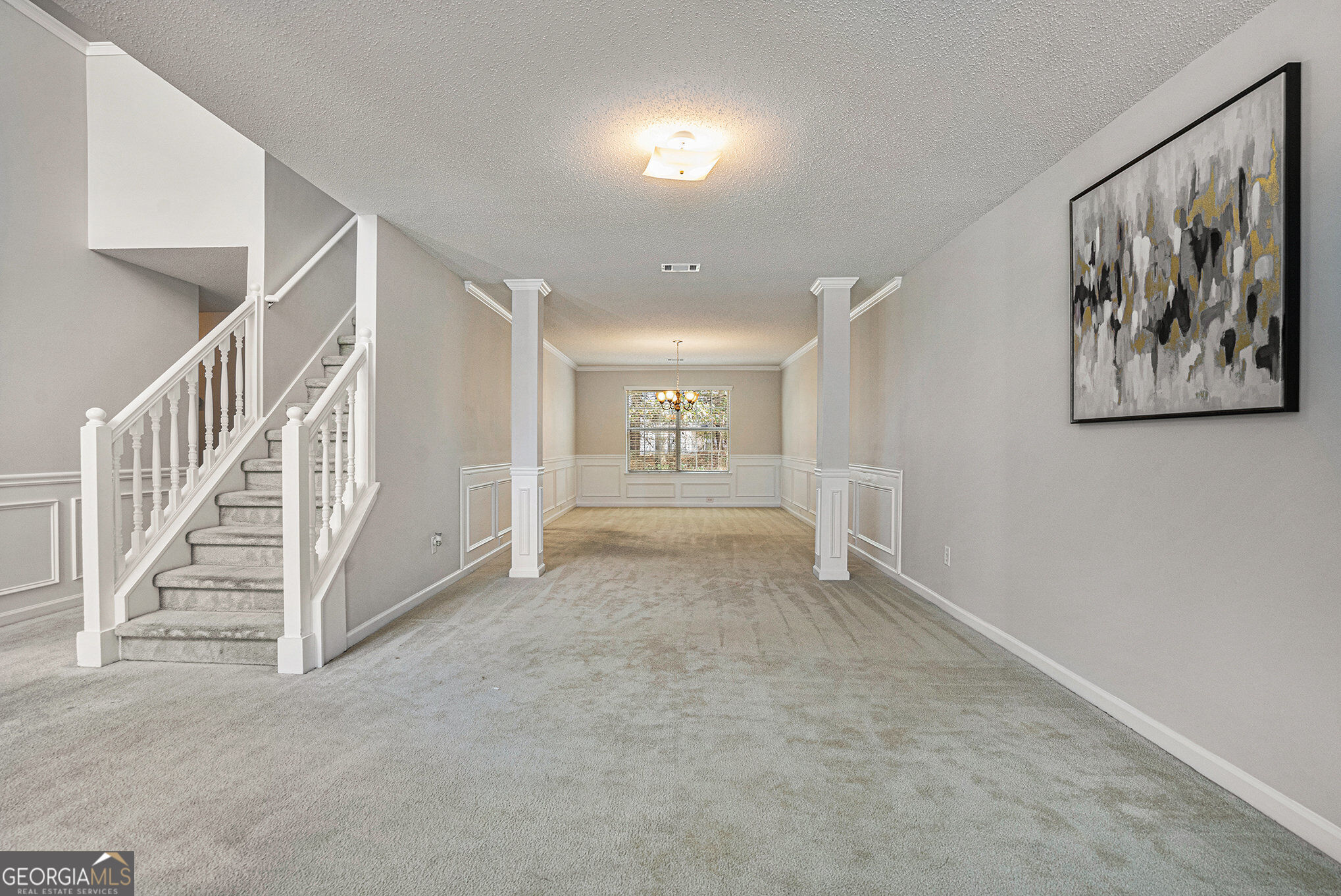 1492 Saint George Place Property Photo 4