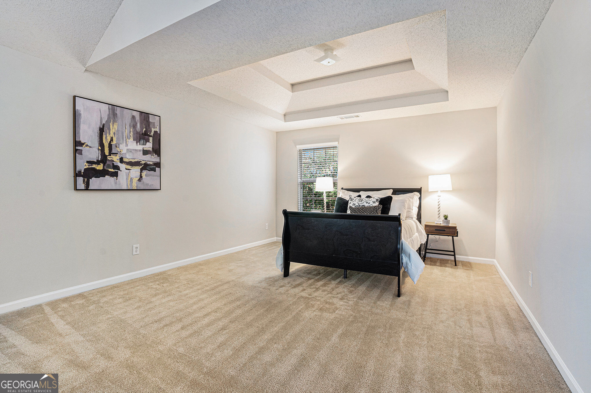 1492 Saint George Place Property Photo 15