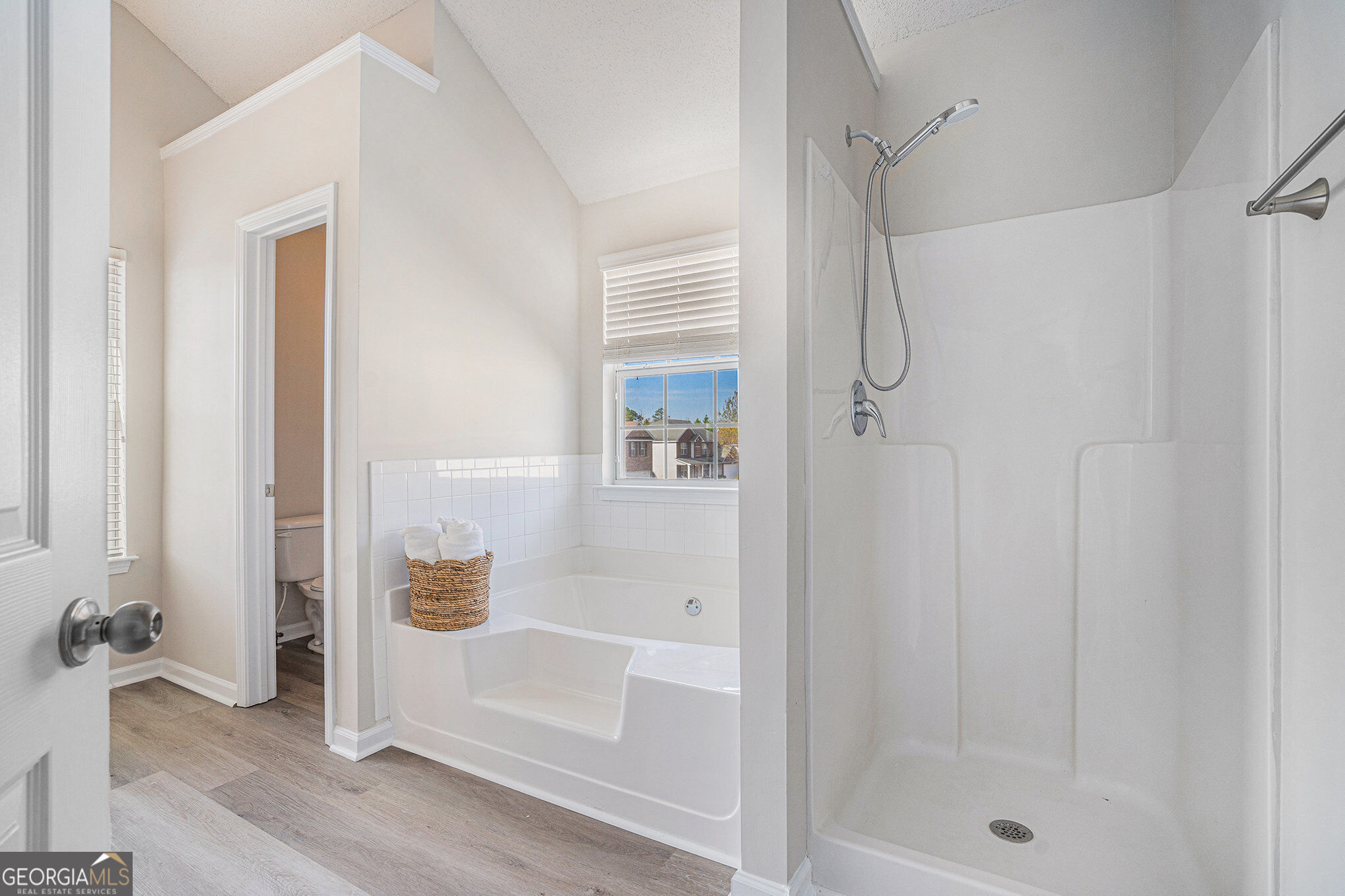 1492 Saint George Place Property Photo 17
