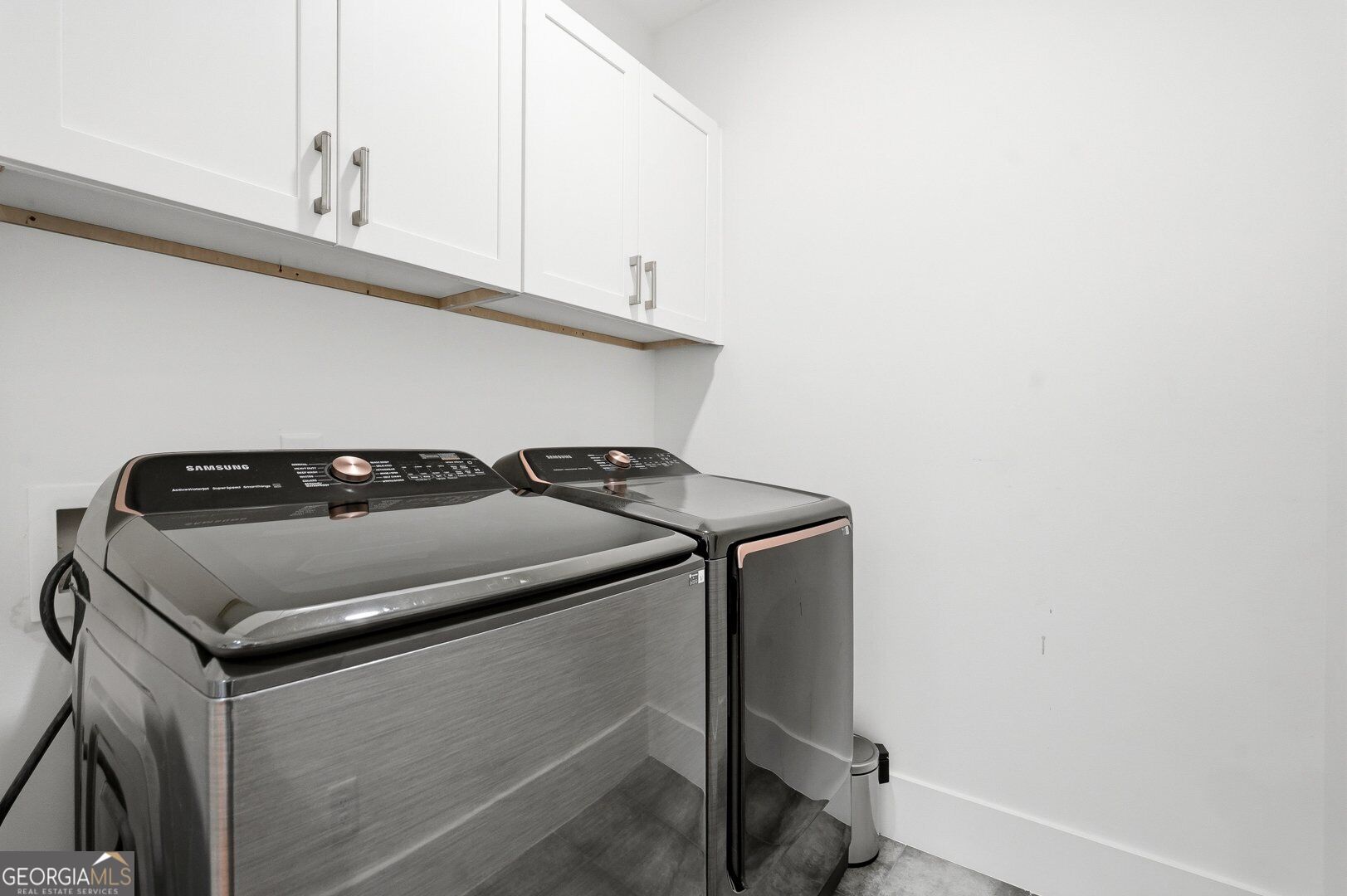 2114 Memorial Drive Se Property Photo 50