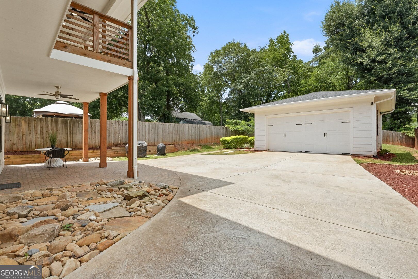 2114 Memorial Drive Se Property Photo 53