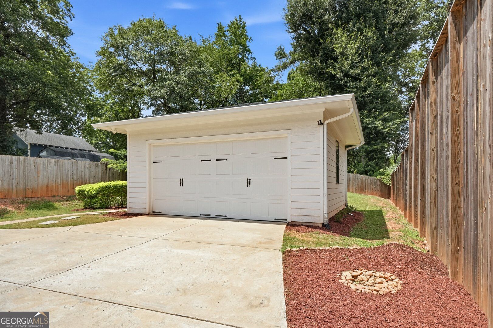2114 Memorial Drive Se Property Photo 54