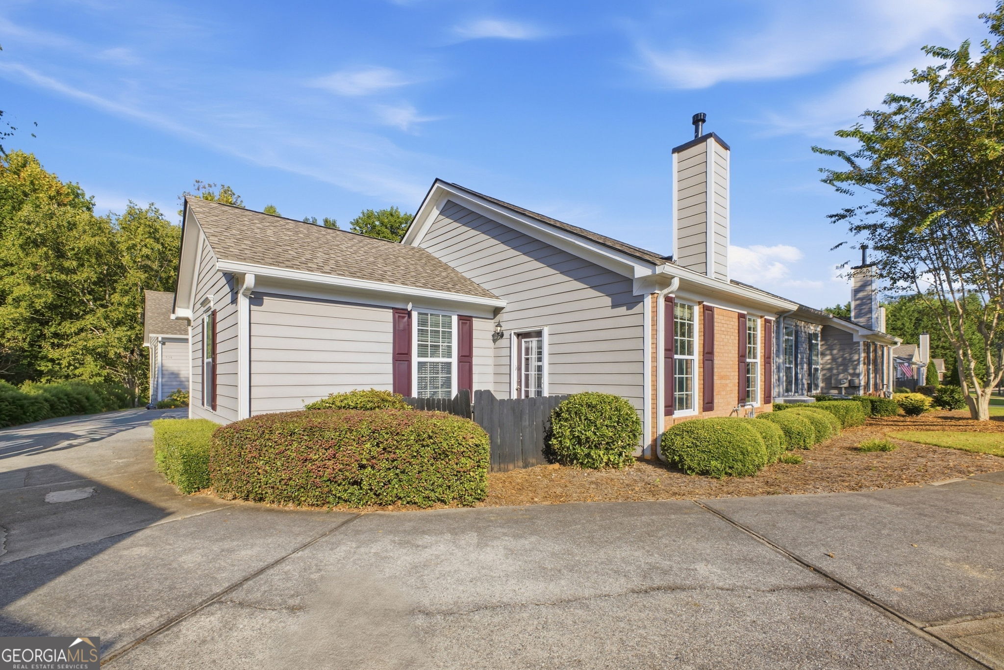 528 Camry Circle Property Photo 2
