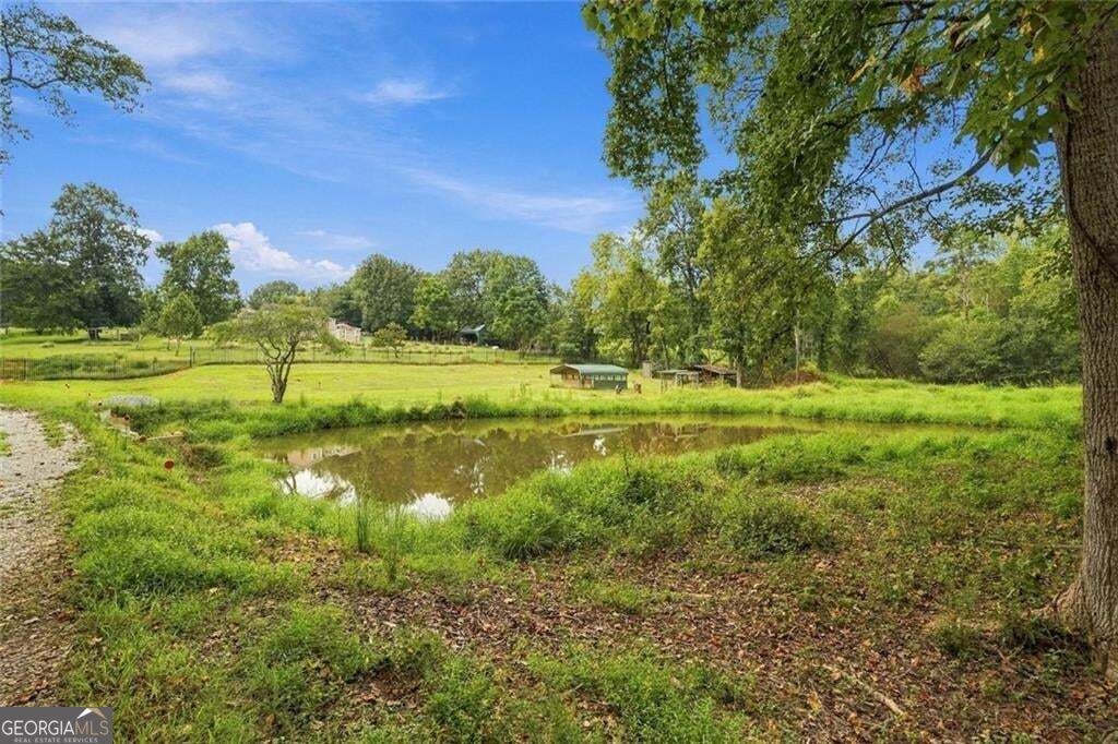 993 Sam Freeman Road Property Photo 3