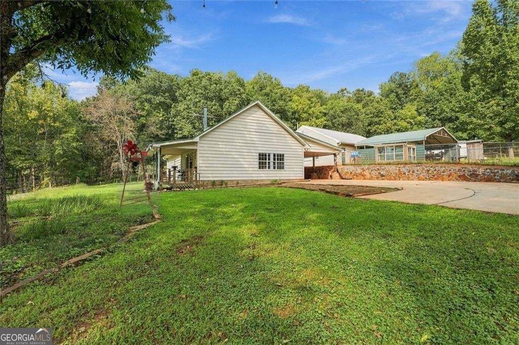 993 Sam Freeman Road Property Photo 9