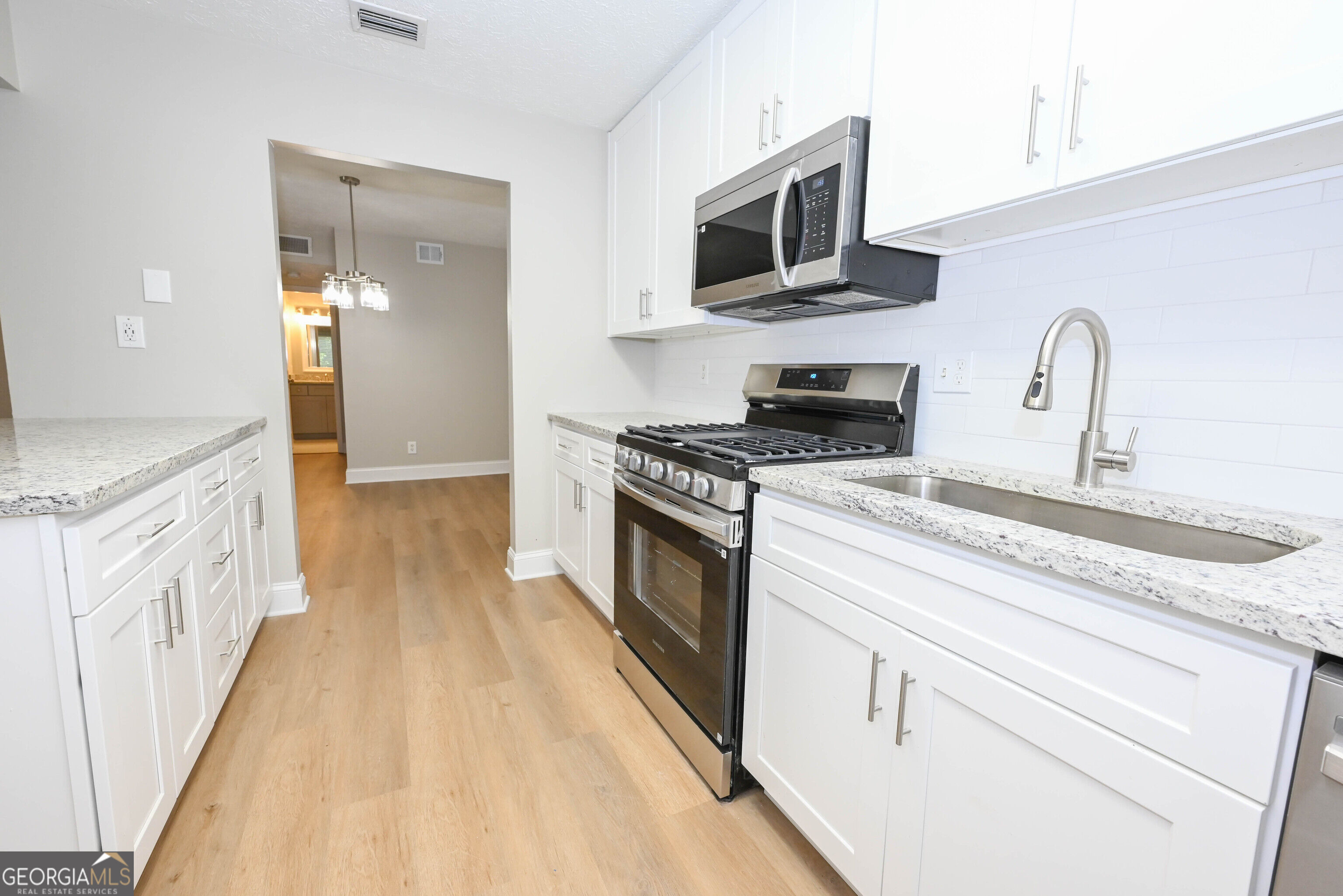 3930 Cedar Circle Property Photo 15