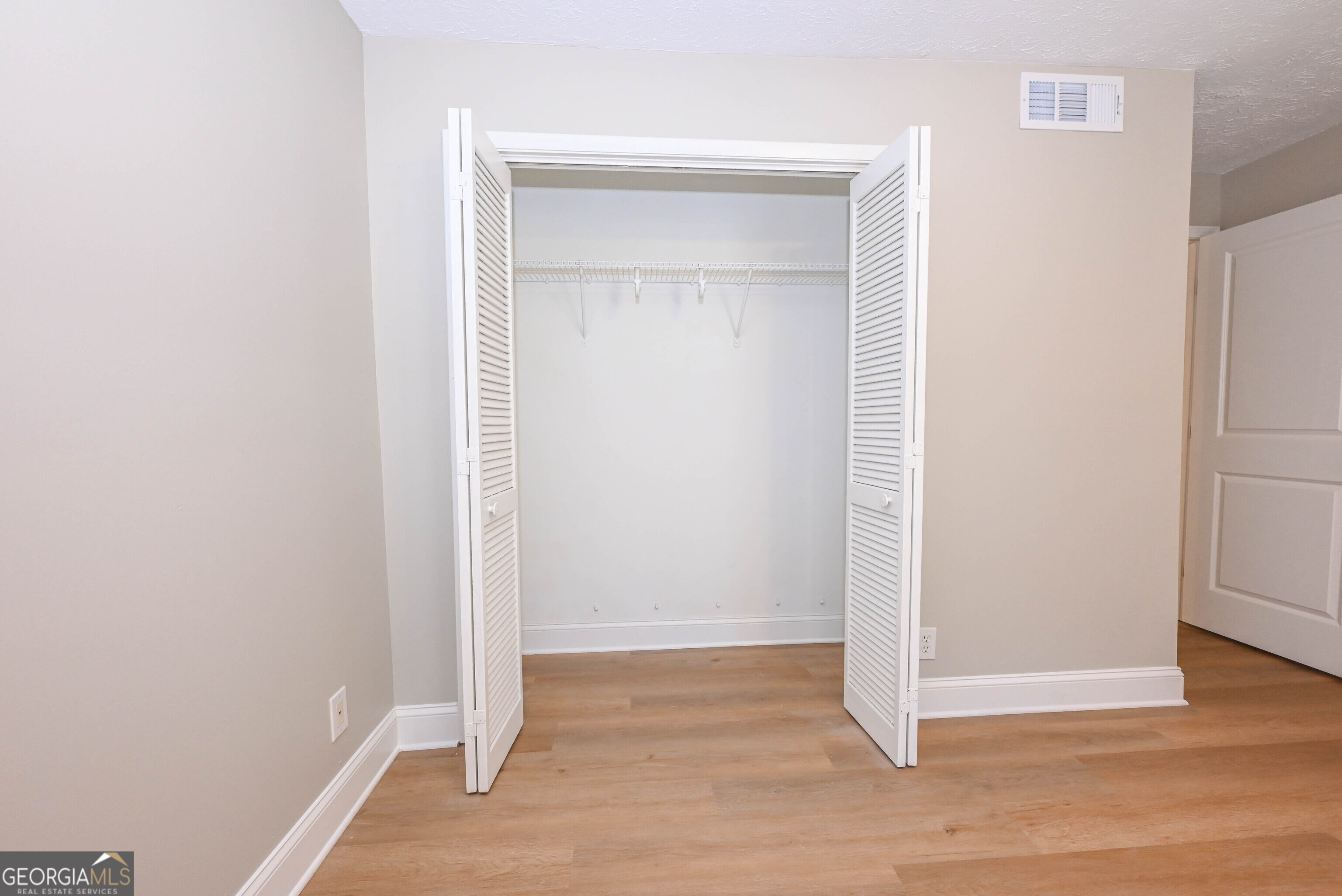 3930 Cedar Circle Property Photo 21