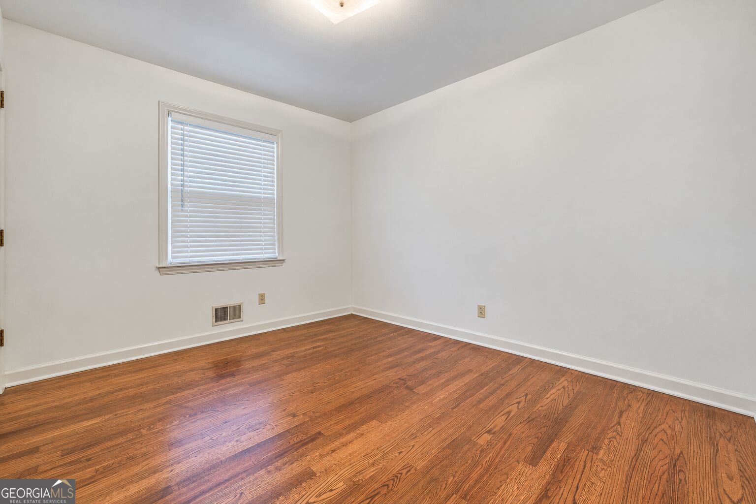 1811 Mural Circle Property Photo 12