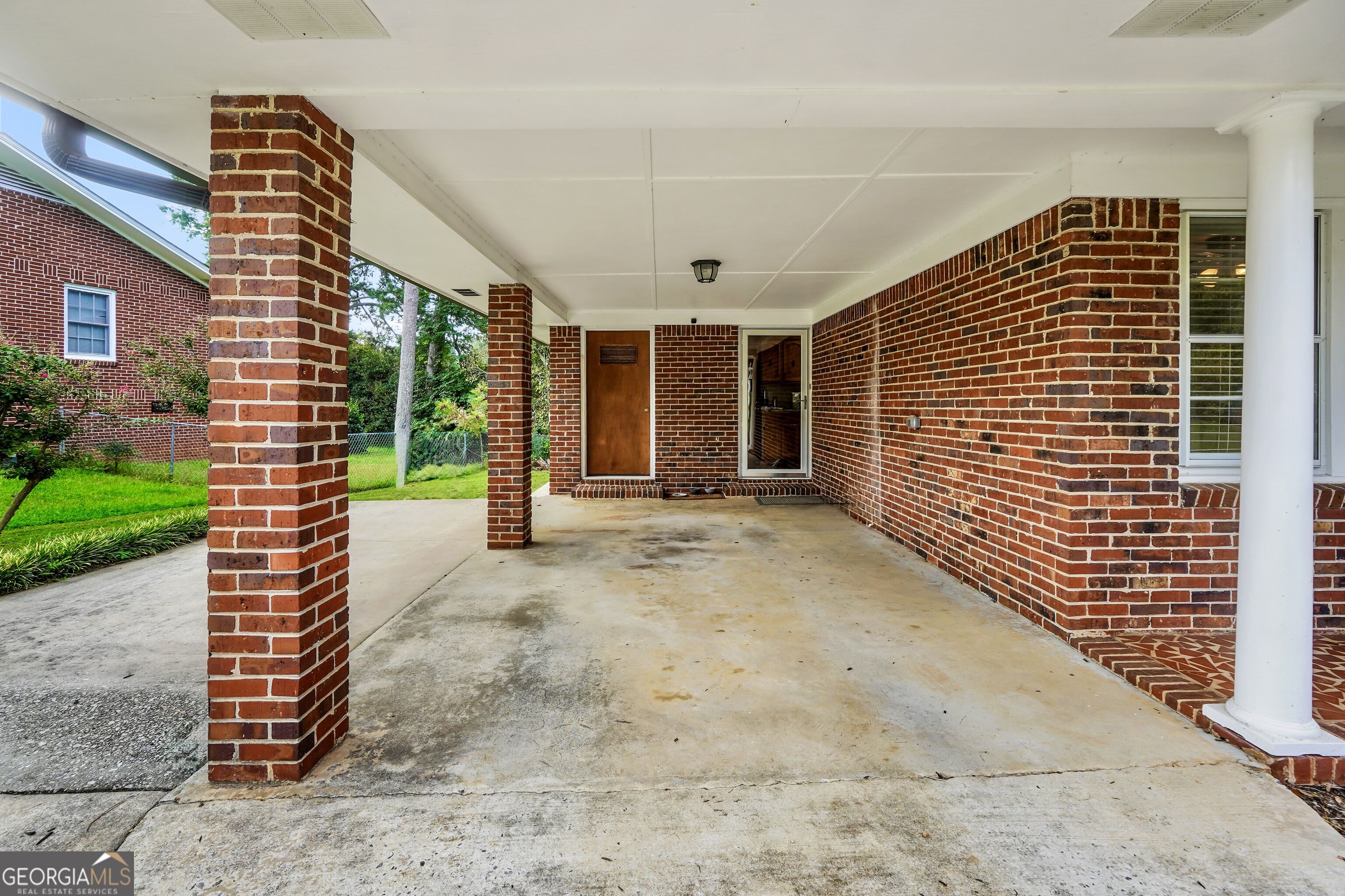 1811 Mural Circle Property Photo 27