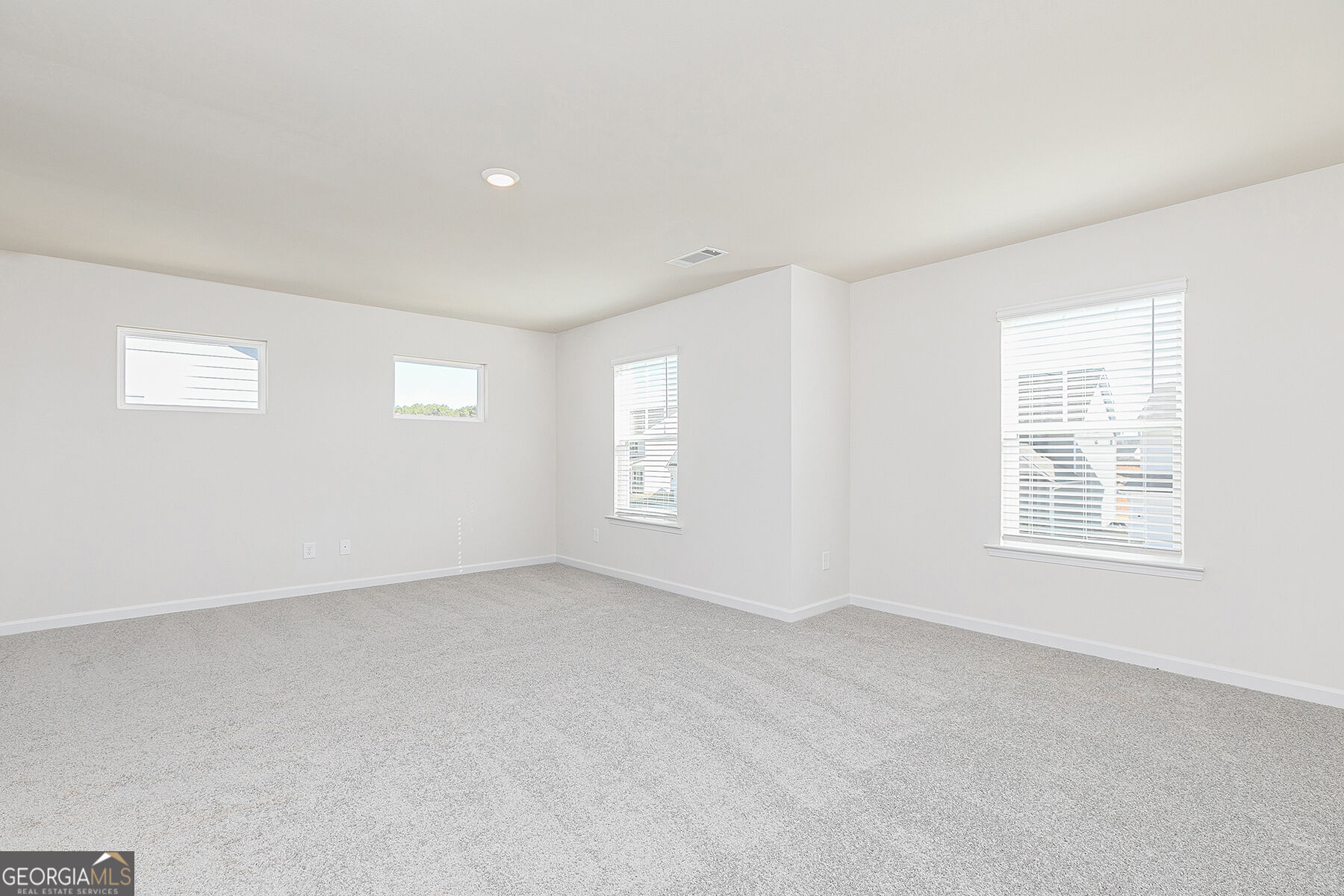 306 Collins Place Property Photo 15