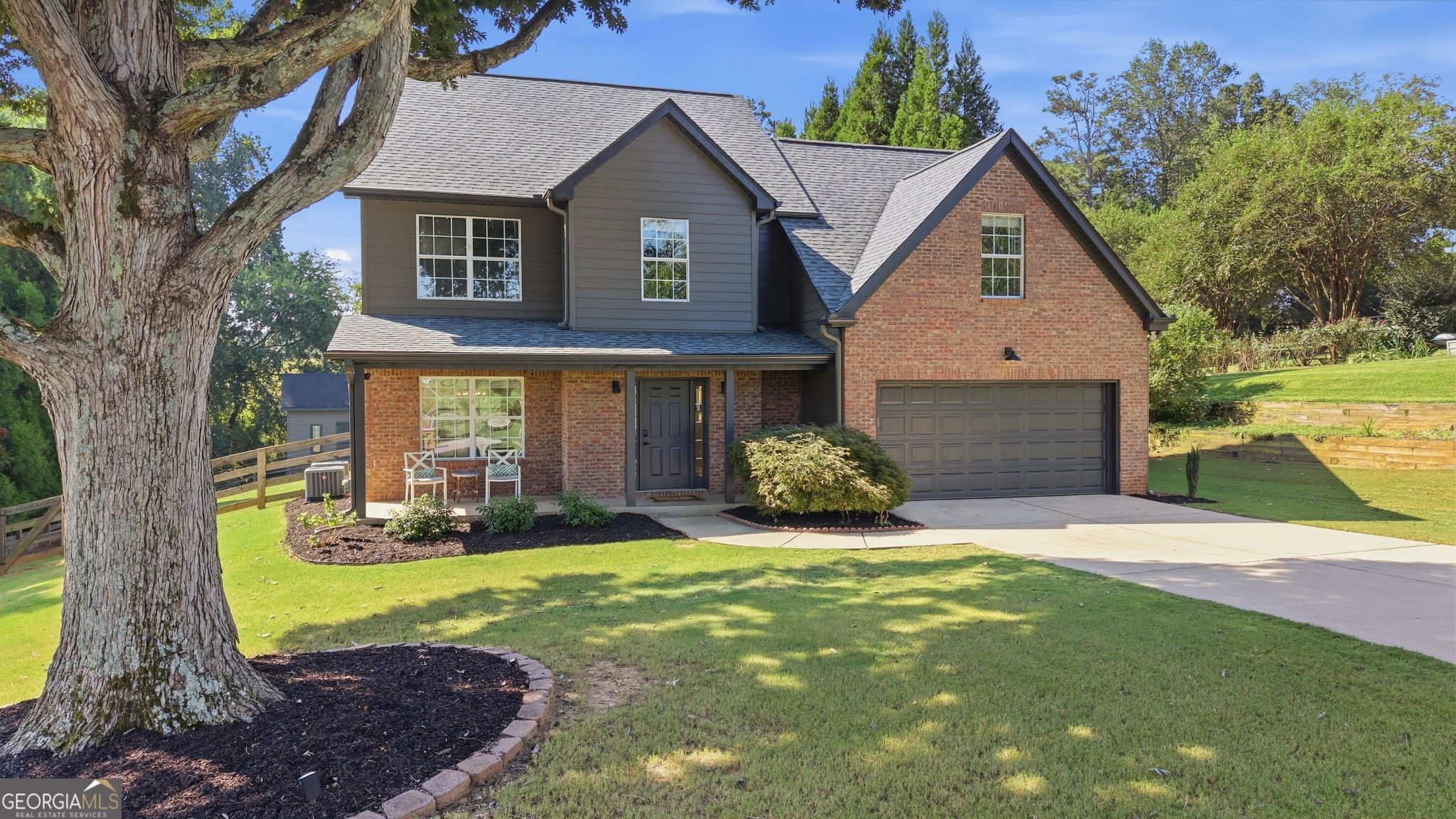 4870 Haley Farms Drive Property Photo 3