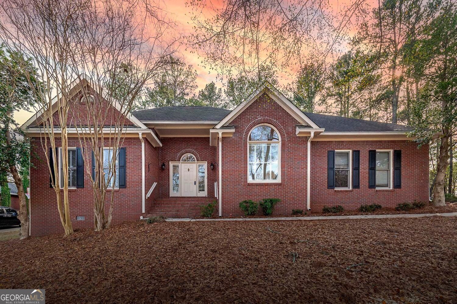 7060 Havenridge Way Property Photo 2