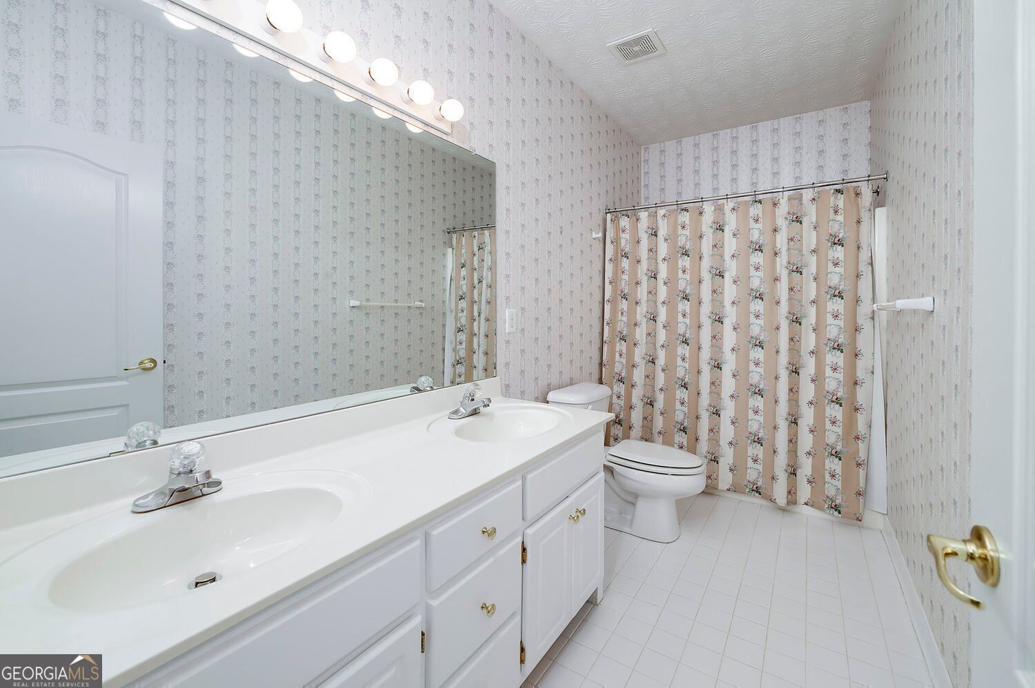 7060 Havenridge Way Property Photo 38