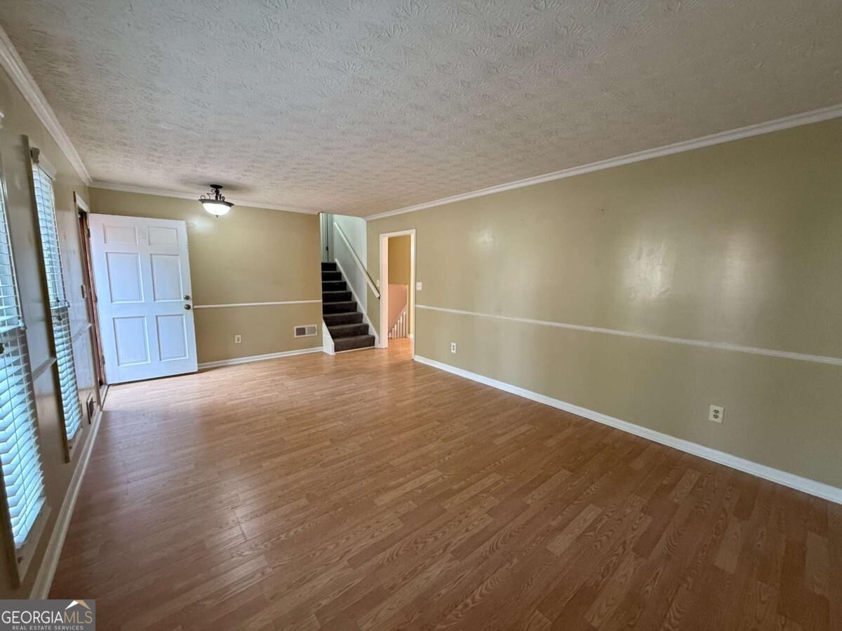 7719 Glen Devon Road Property Photo 8