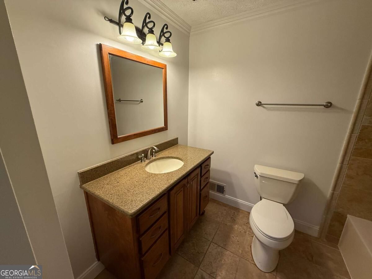 7719 Glen Devon Road Property Photo 16