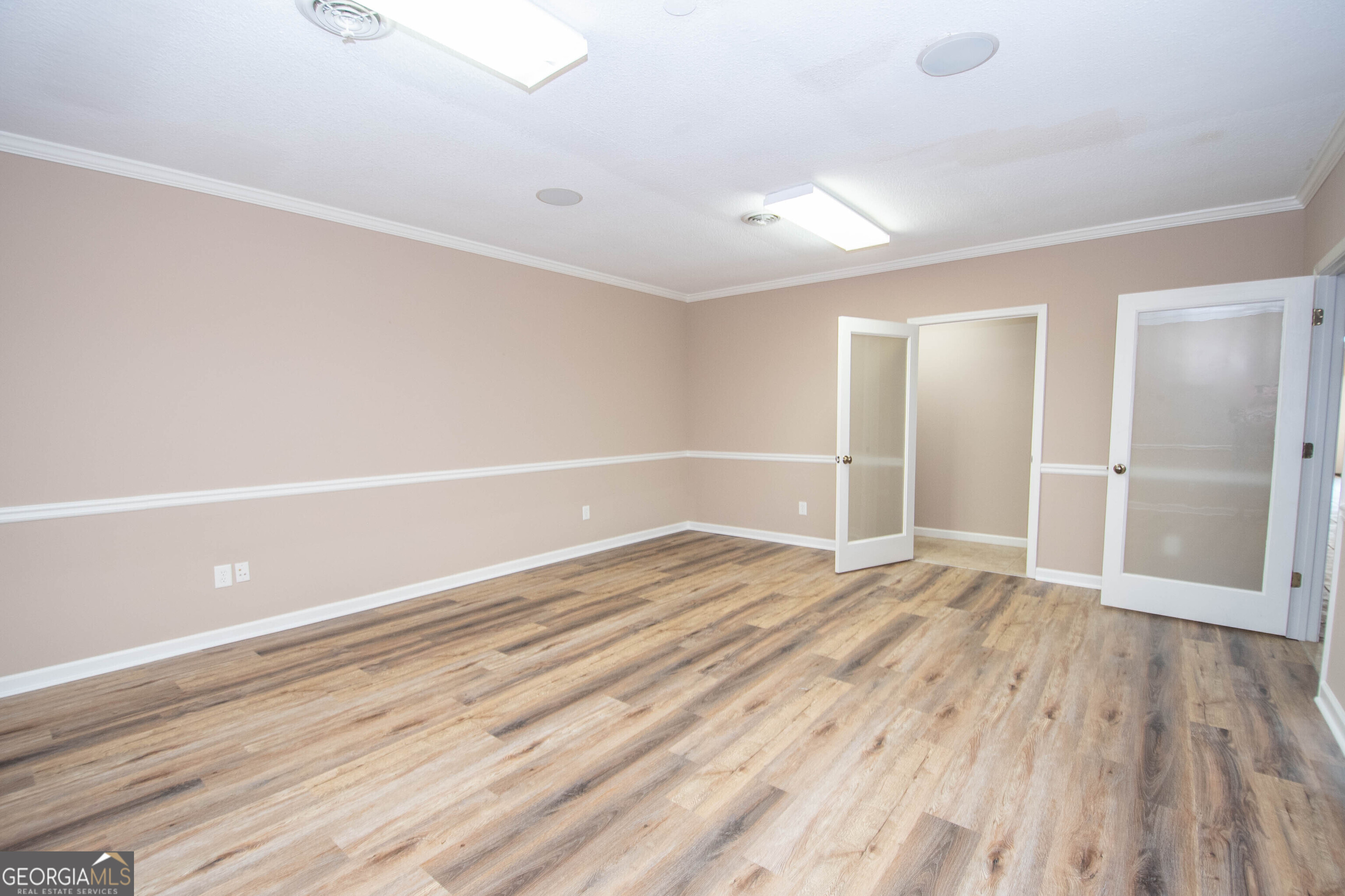 2954 N Expressway Property Photo 21