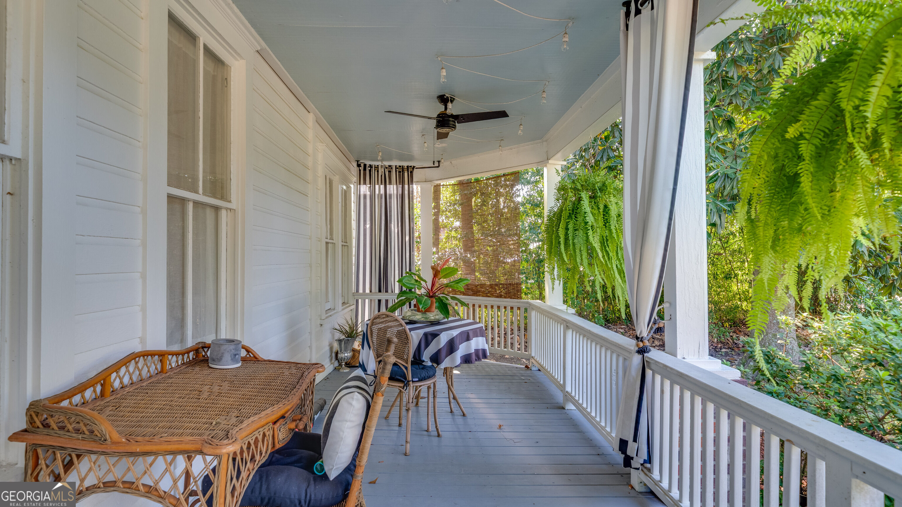 510 Young Street Property Photo 5