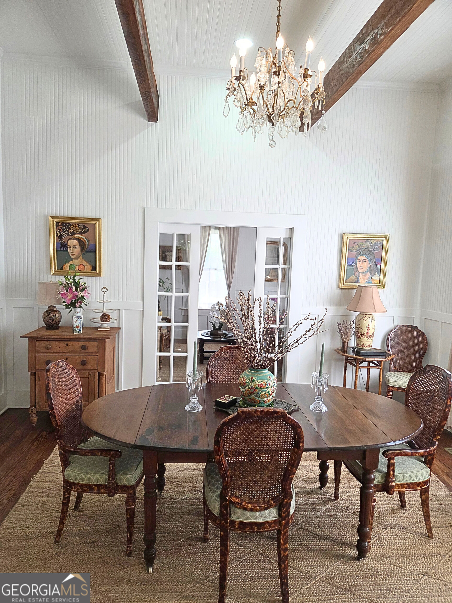 510 Young Street Property Photo 11