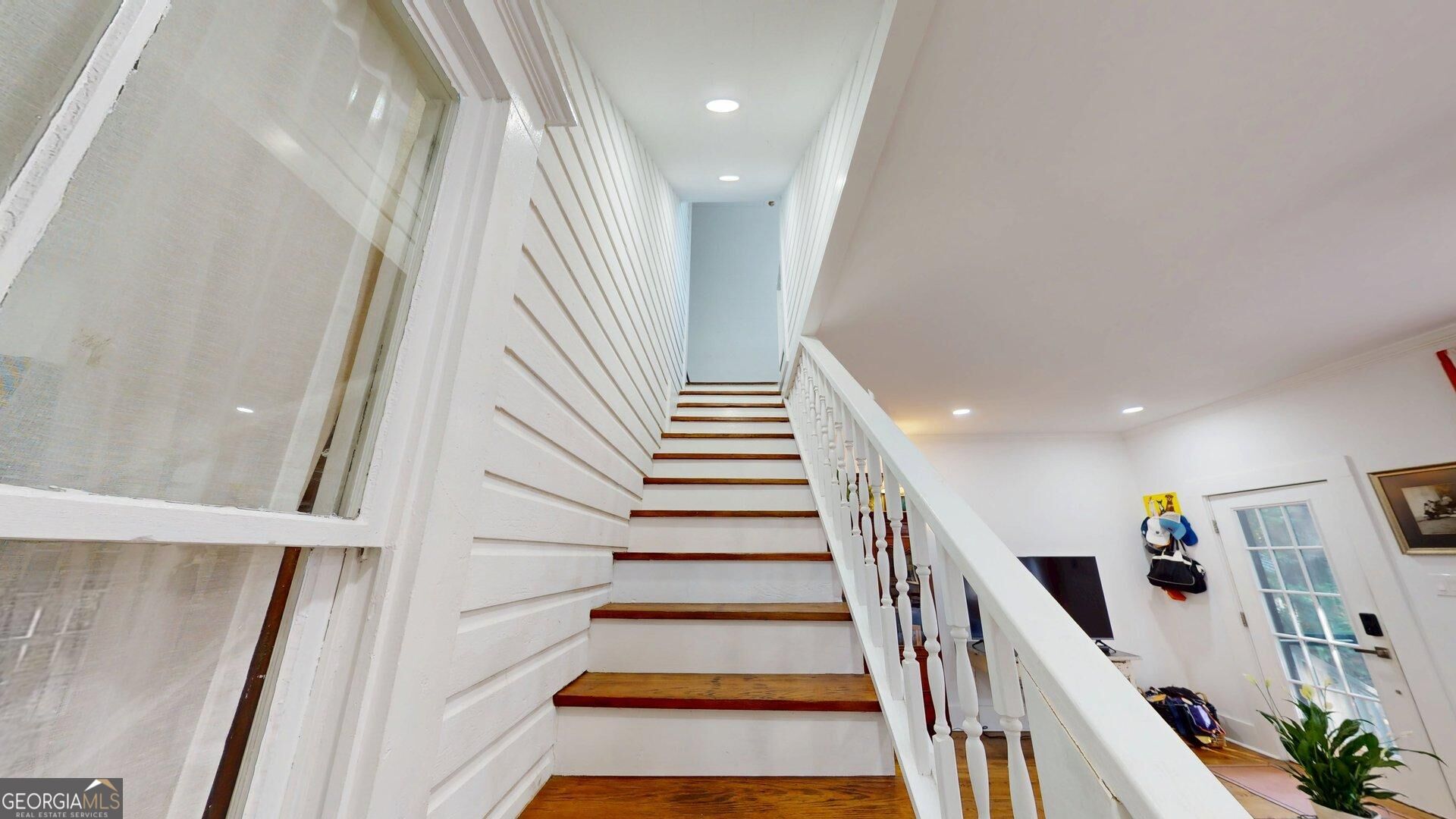 510 Young Street Property Photo 31