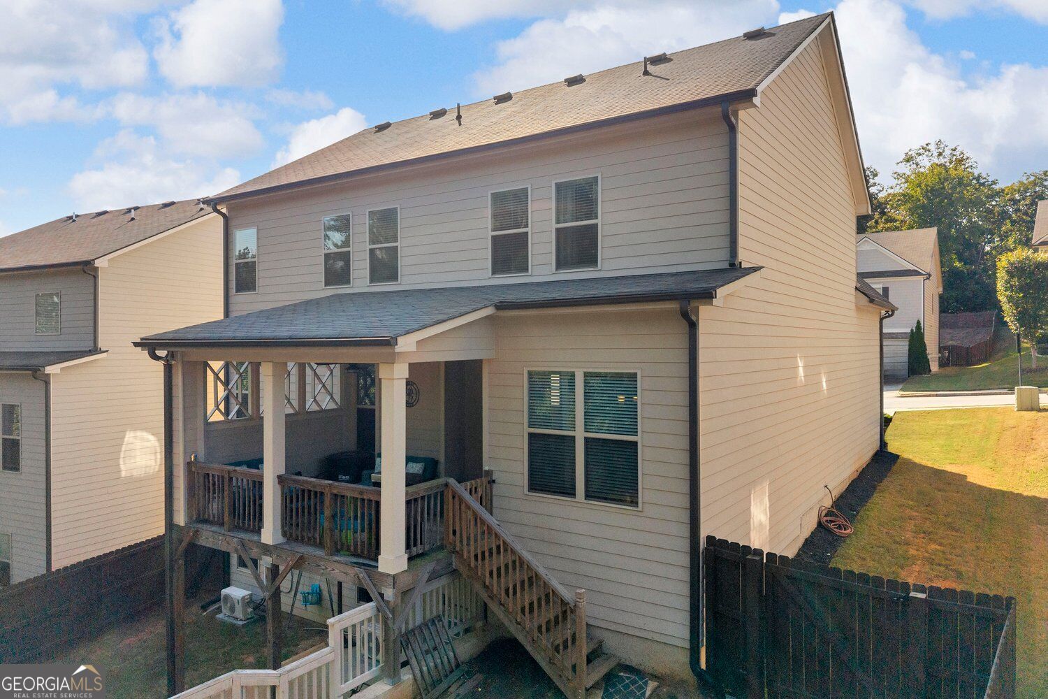 7720 Silk Tree Pointe Property Photo 2