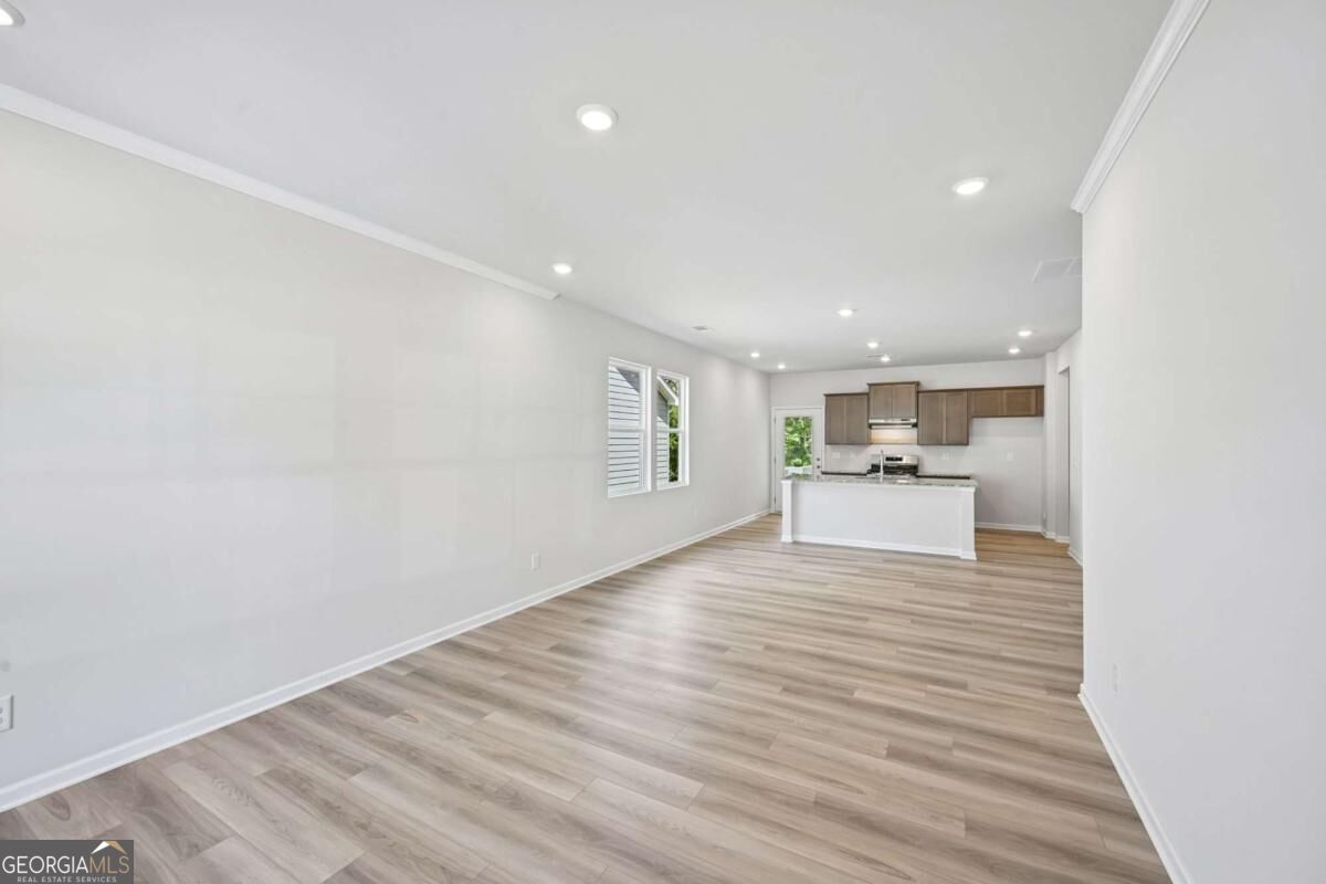 56 Primrose Drive # 62 Property Photo 4