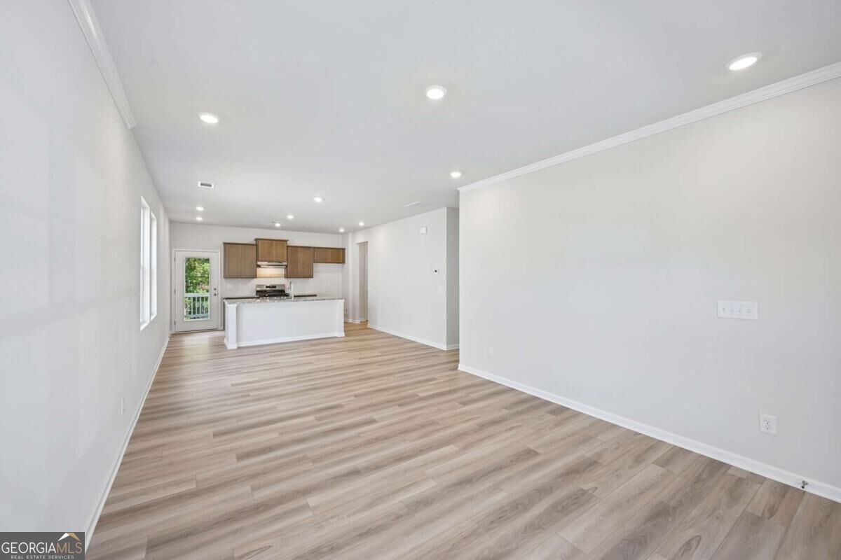 56 Primrose Drive # 62 Property Photo 5