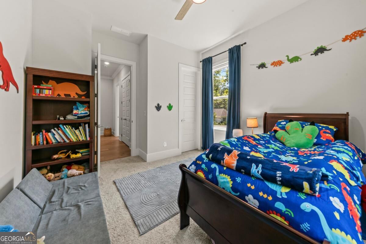 1011 Peachtree Court Property Photo 19