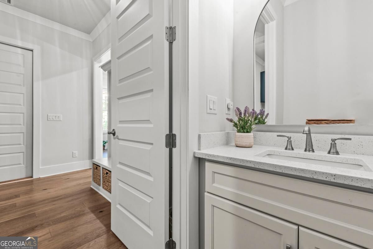 1011 Peachtree Court Property Photo 38