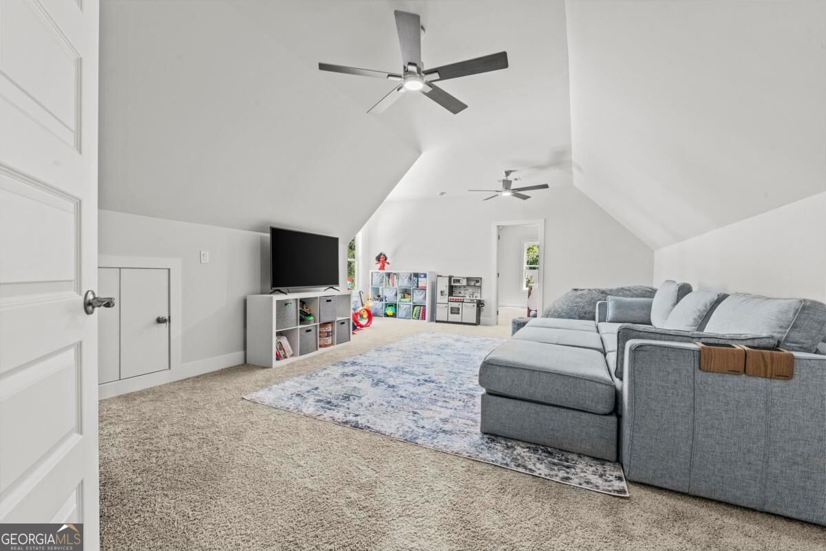 1011 Peachtree Court Property Photo 41