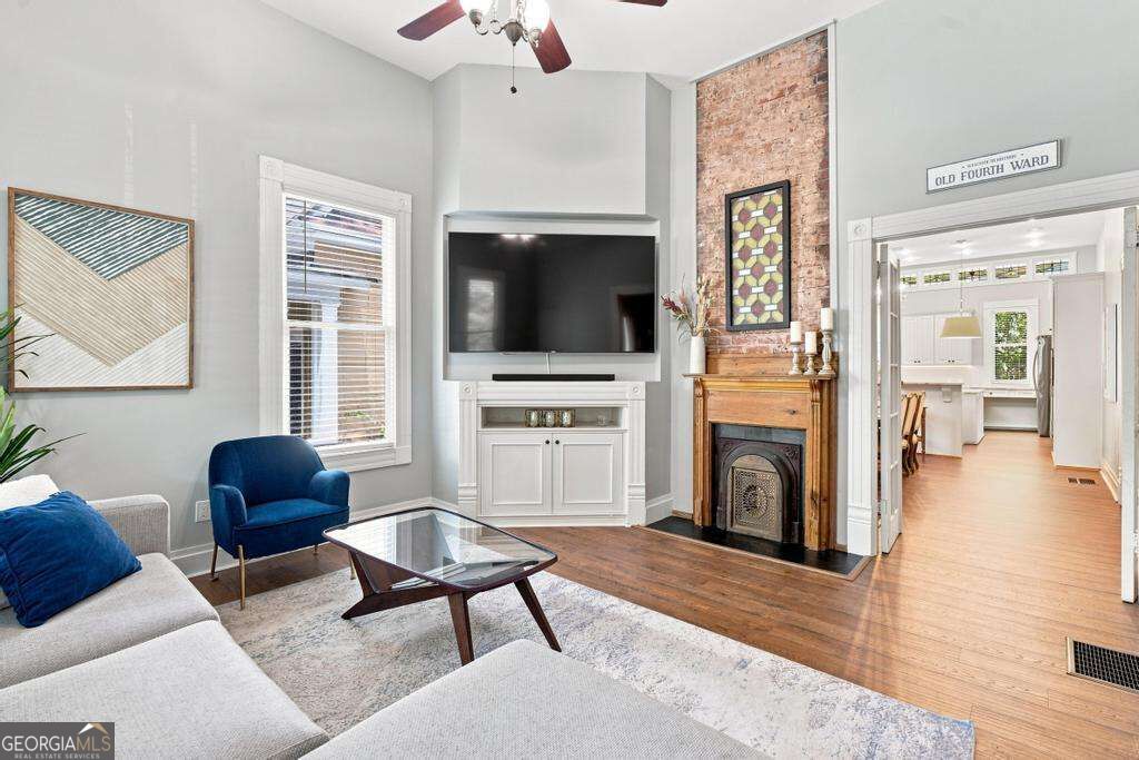 285 Alaska Avenue Ne Property Photo 14