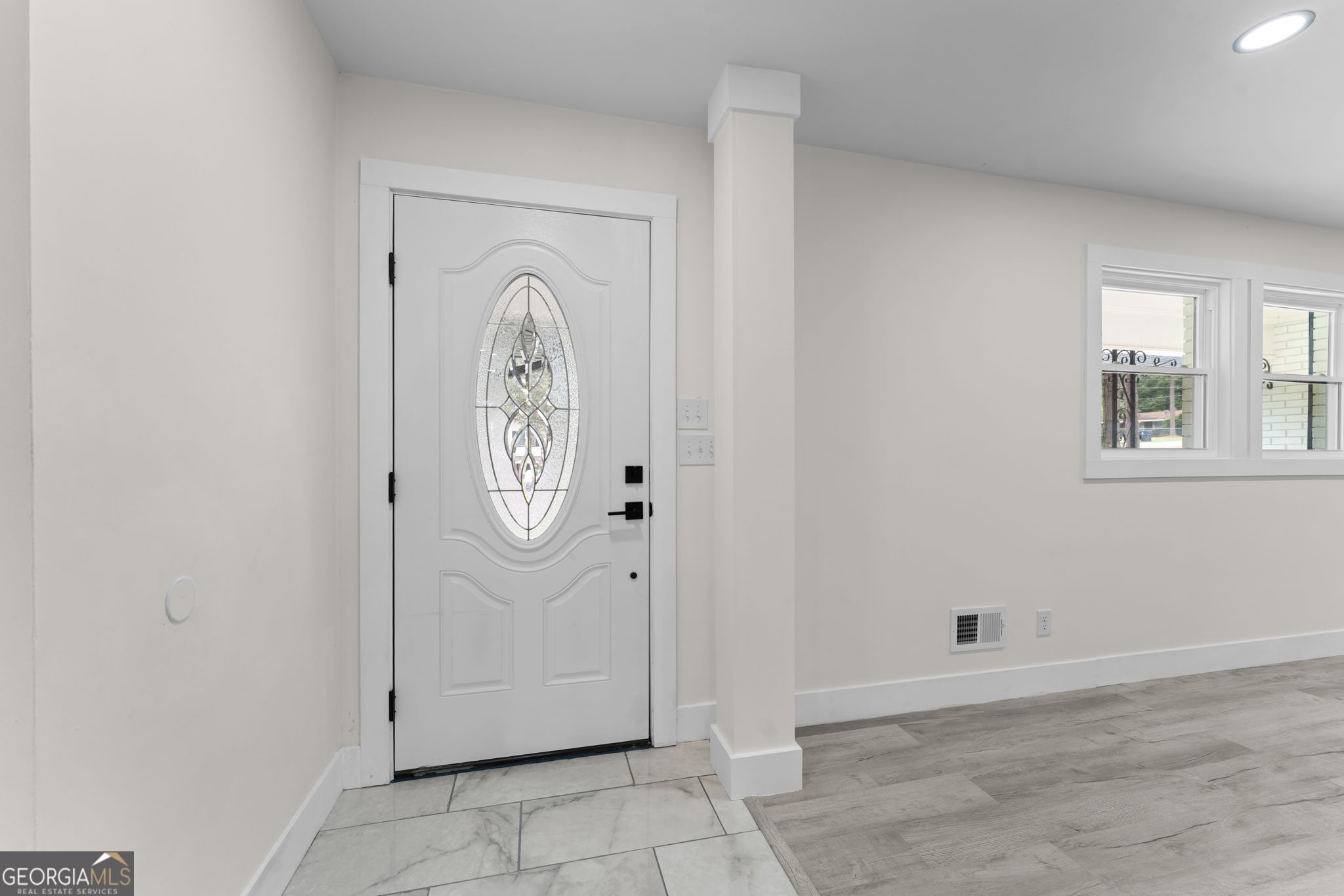 504 Ashby Way Property Photo 6
