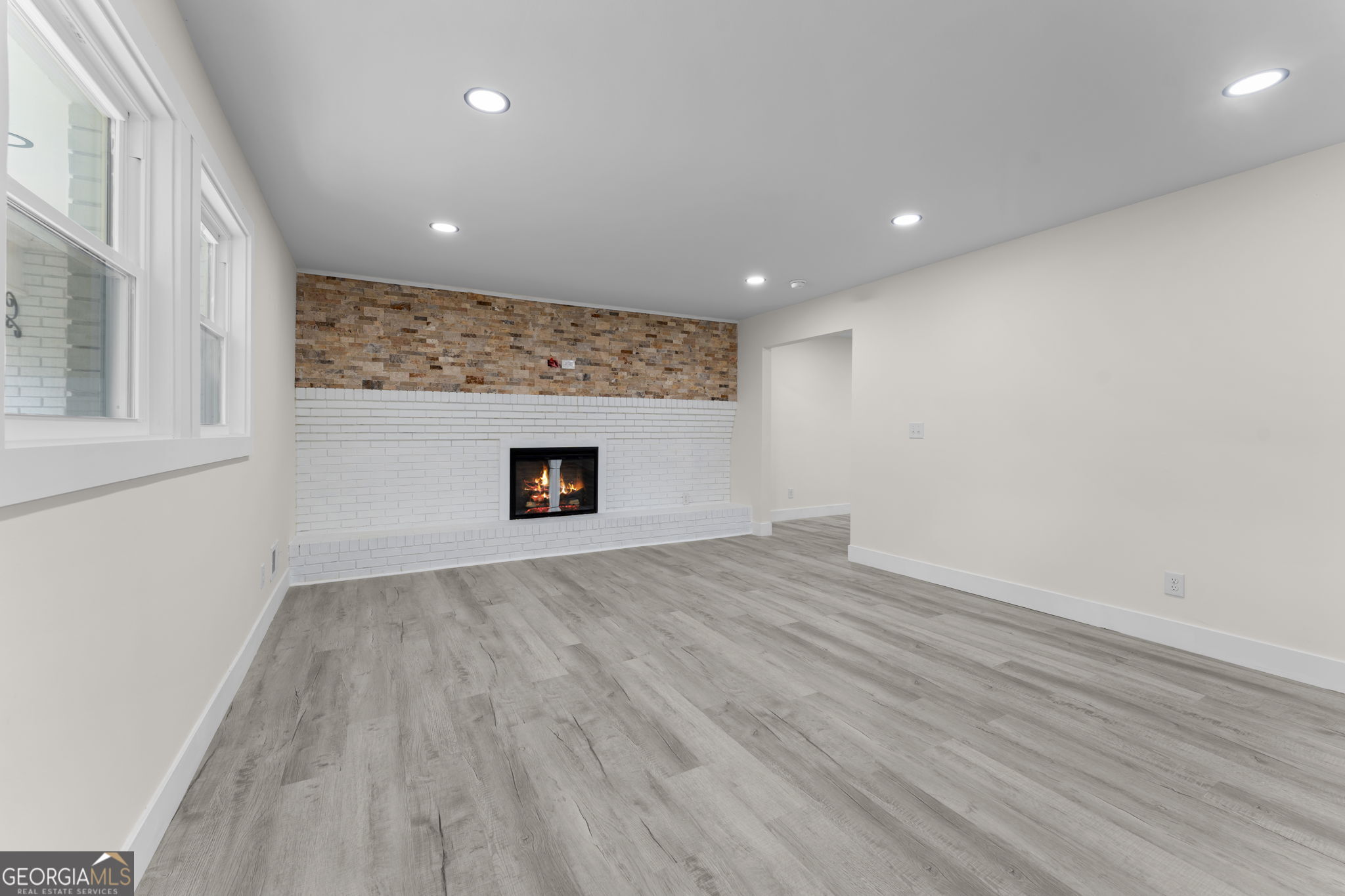 504 Ashby Way Property Photo 9