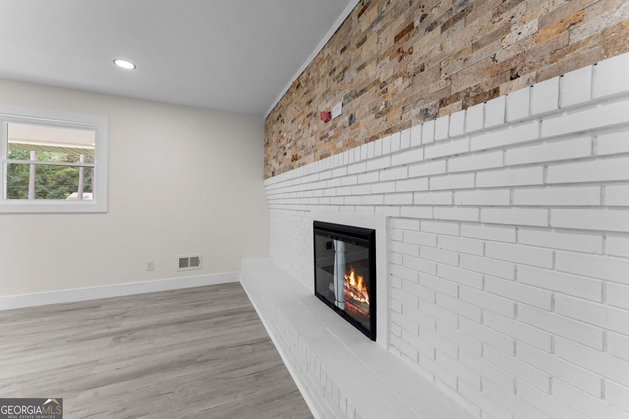 504 Ashby Way Property Photo 11