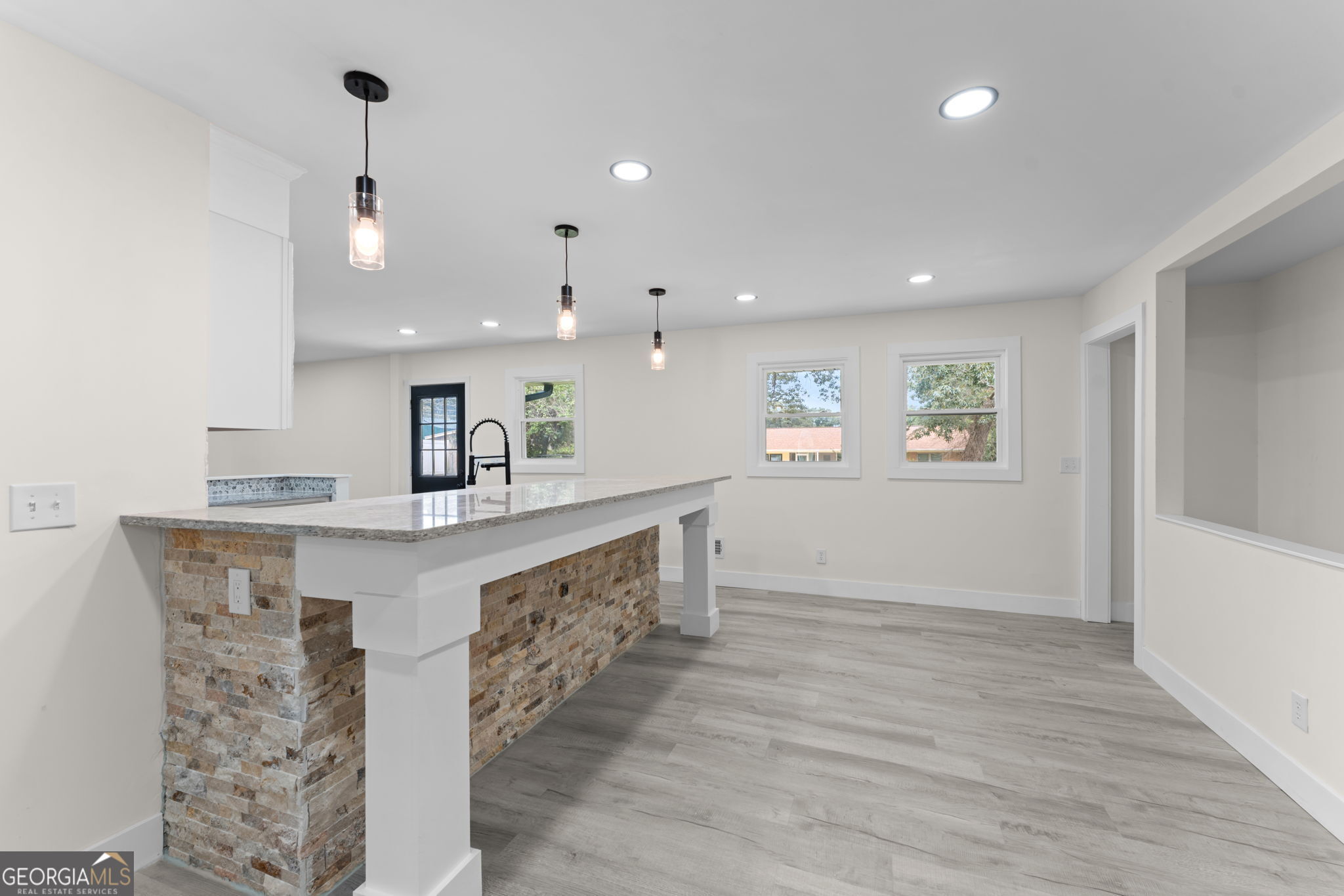 504 Ashby Way Property Photo 19