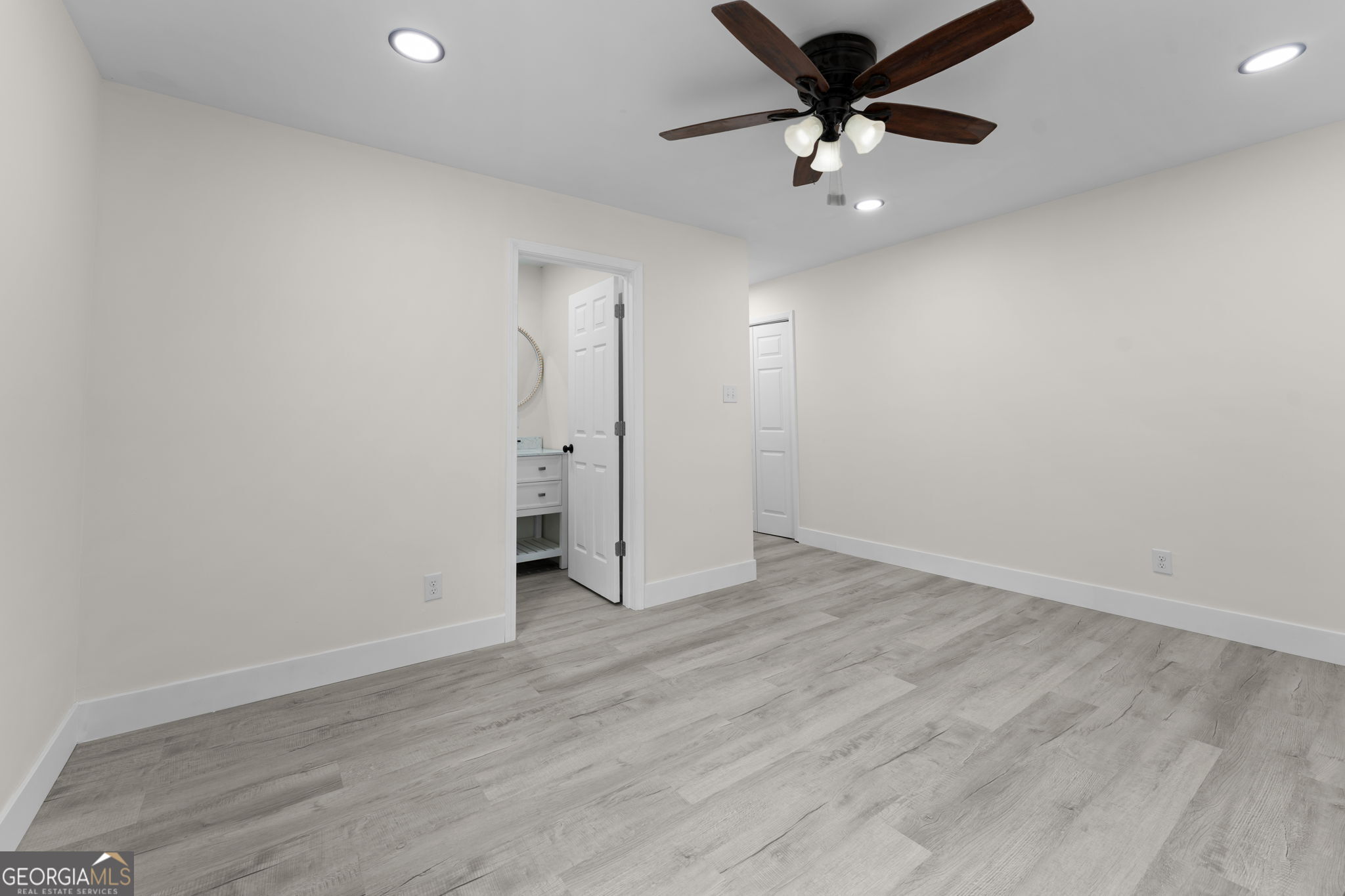 504 Ashby Way Property Photo 24