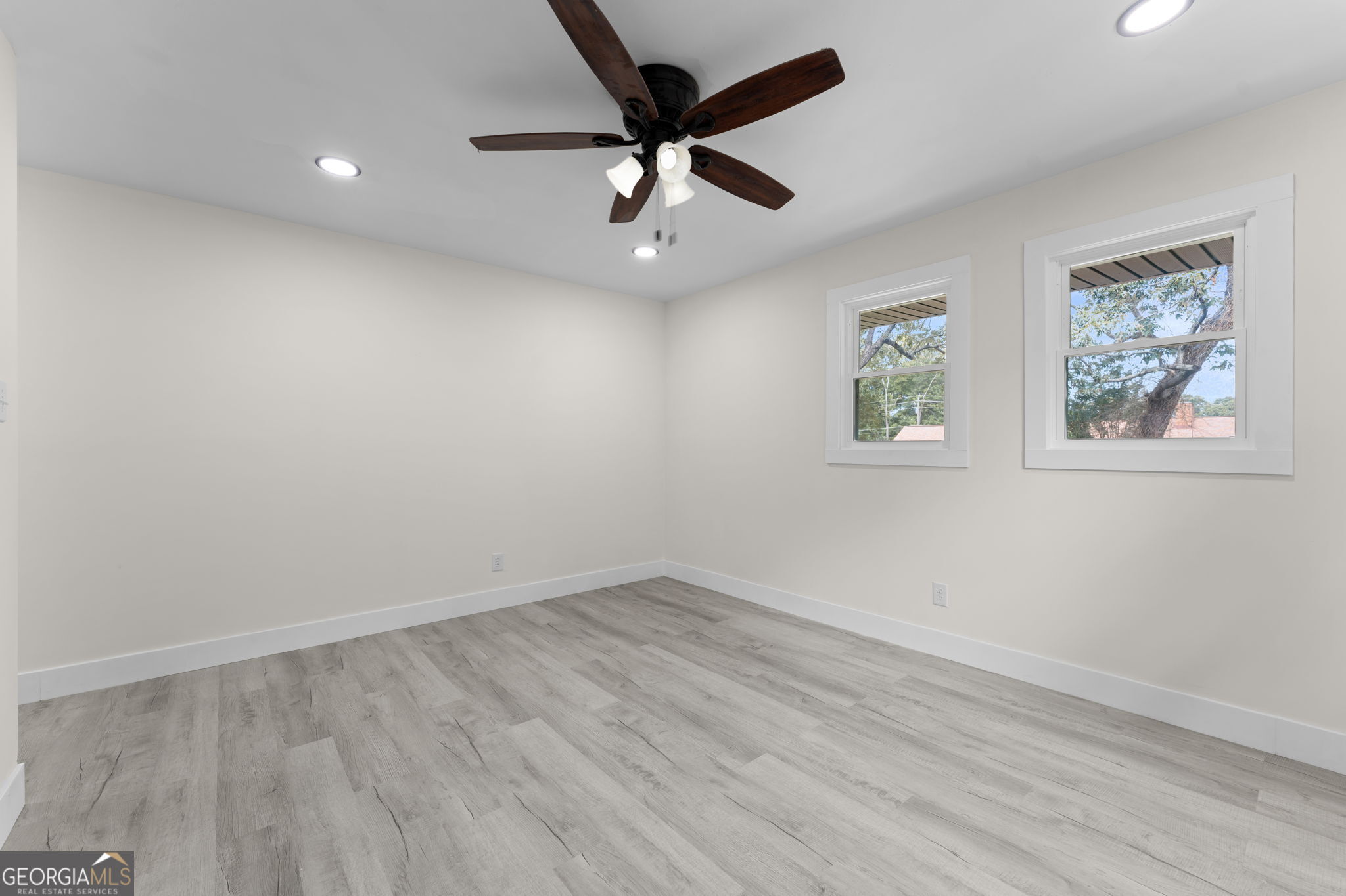 504 Ashby Way Property Photo 25