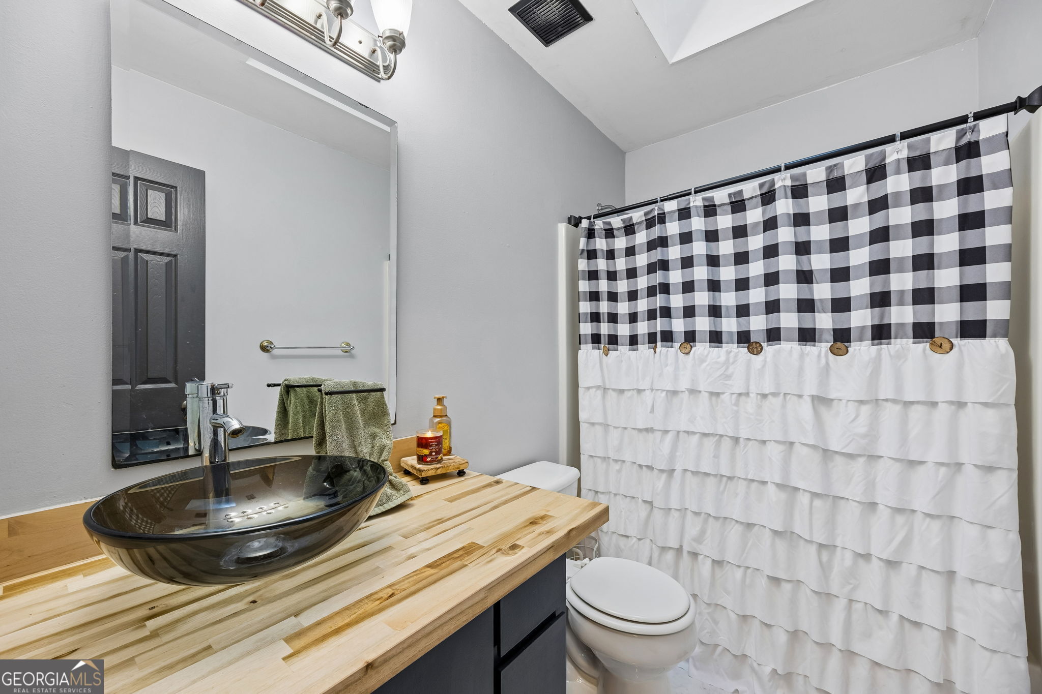 300 Bayard Court Property Photo 20