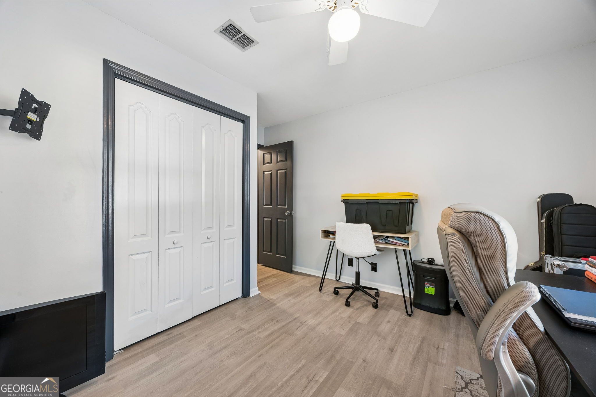 300 Bayard Court Property Photo 22