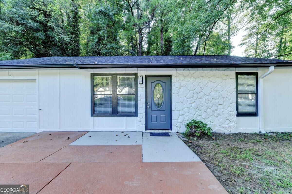 1360 Sugarwood Lane Property Photo 5