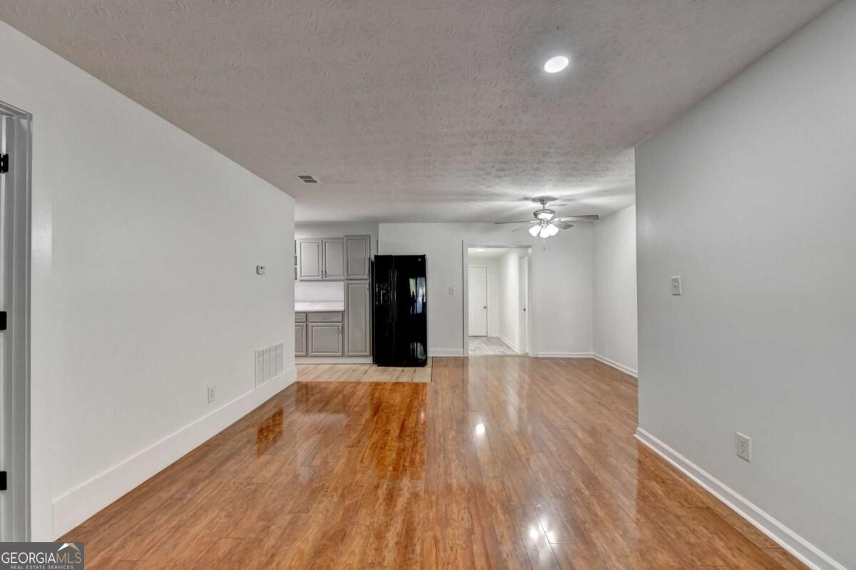 1360 Sugarwood Lane Property Photo 9