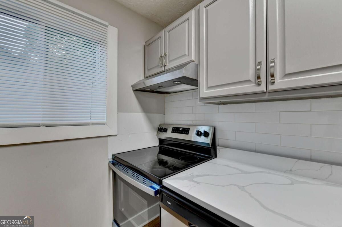 1360 Sugarwood Lane Property Photo 18