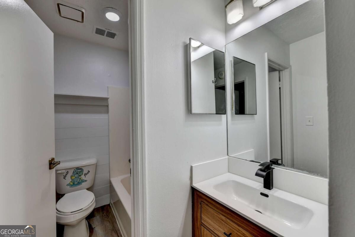 1360 Sugarwood Lane Property Photo 24