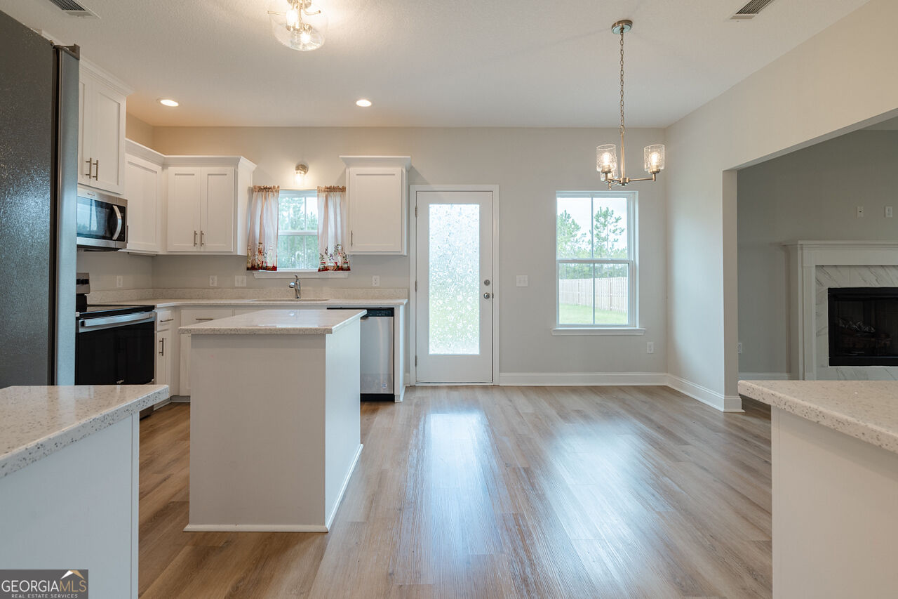 446 Mcclelland Road Ne Property Photo 14