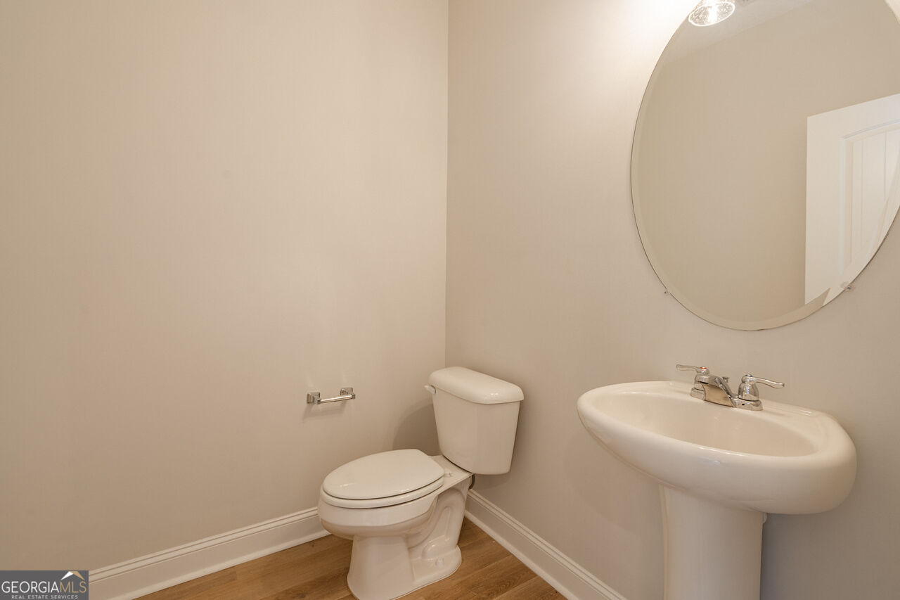 446 Mcclelland Road Ne Property Photo 22