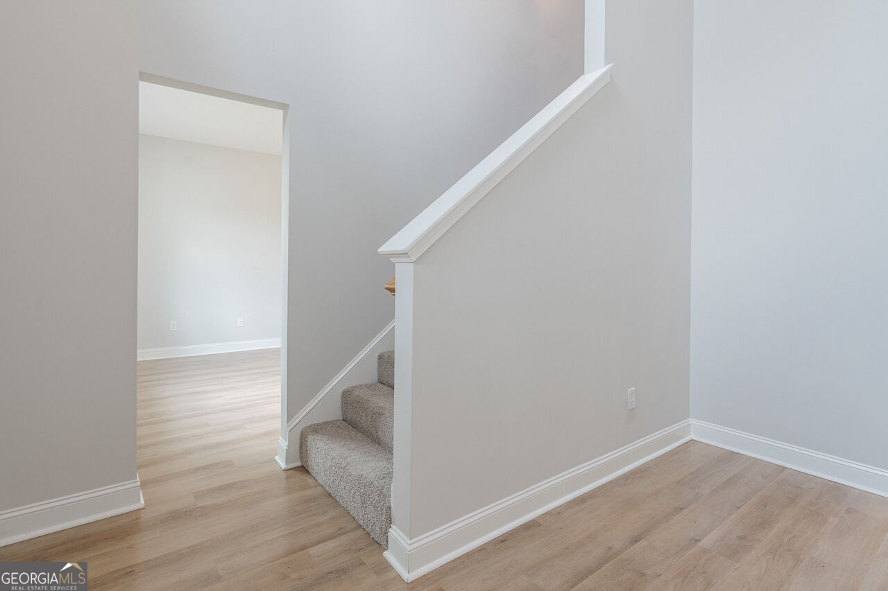 446 Mcclelland Road Ne Property Photo 32