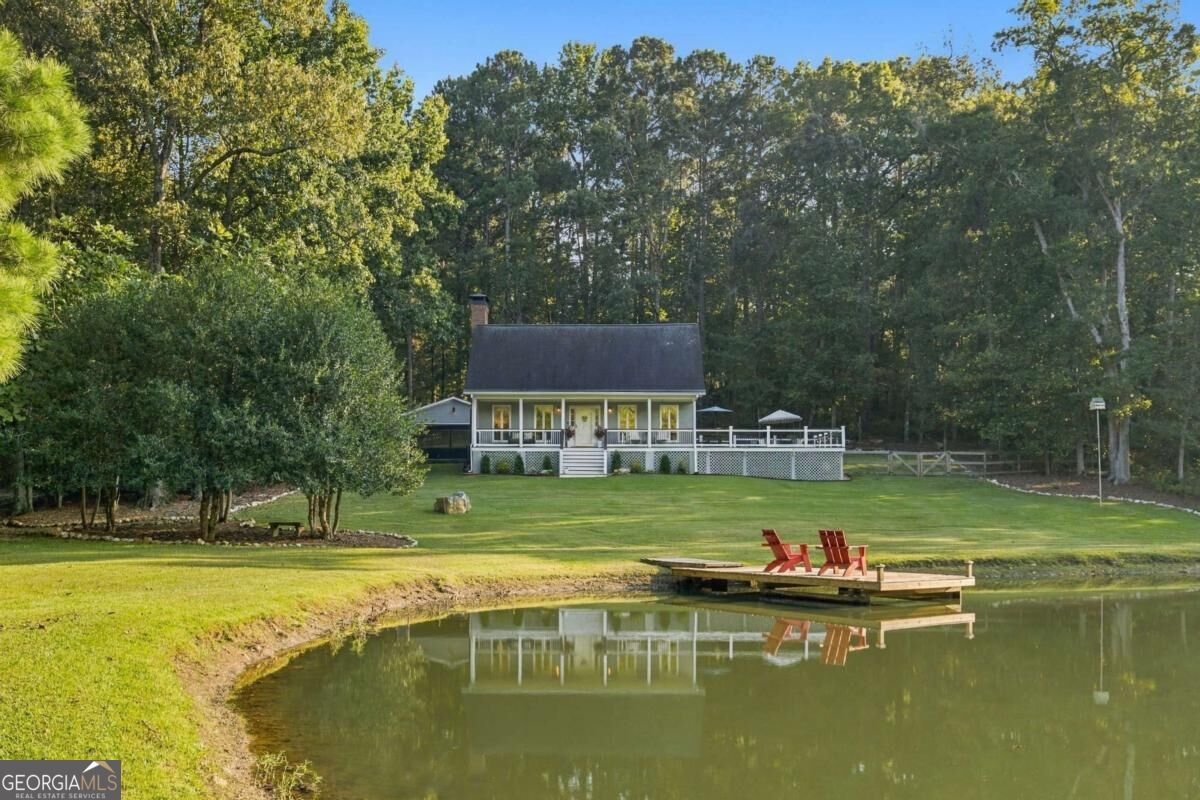 4250 Flint Hill Road Se Property Photo 1