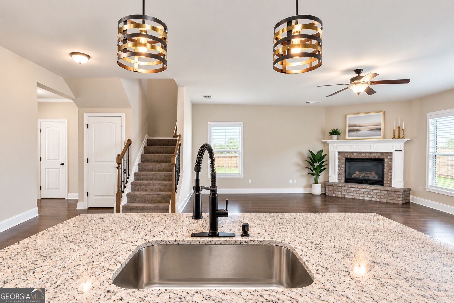 8011 Orange Grove Court Property Photo 4