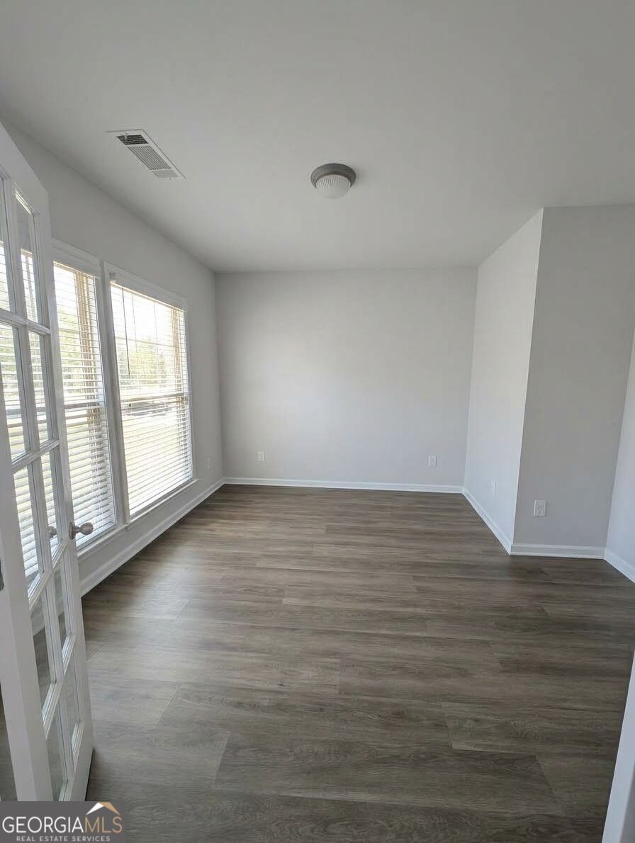 3803 Memphis Drive Property Photo 6