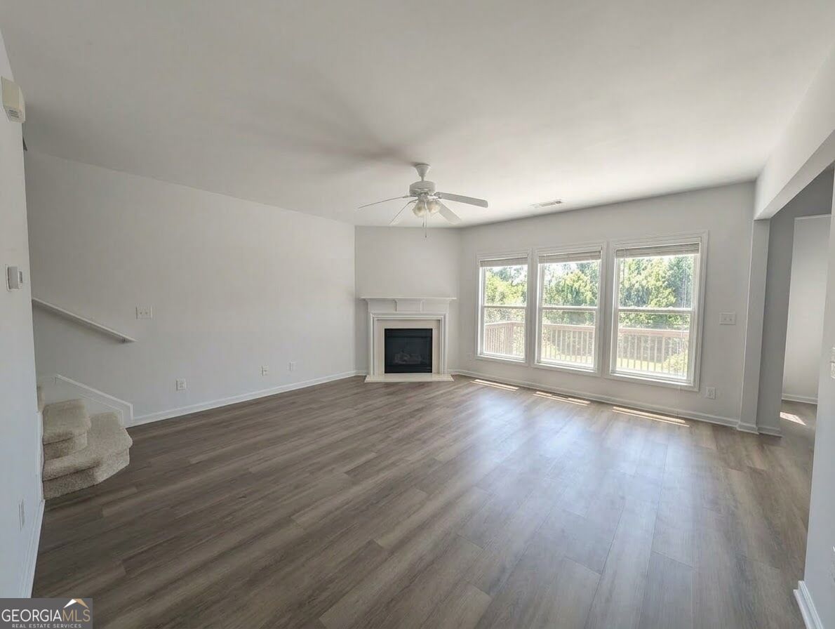 3803 Memphis Drive Property Photo 8