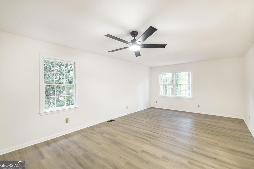 816 Wentworth Drive Property Photo 23